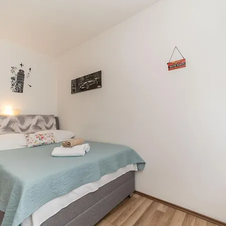 House Ana Villa *