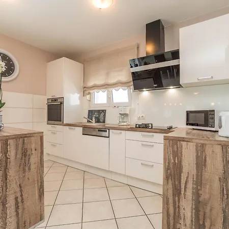 Villa House Ana