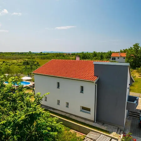 House Ana Villa