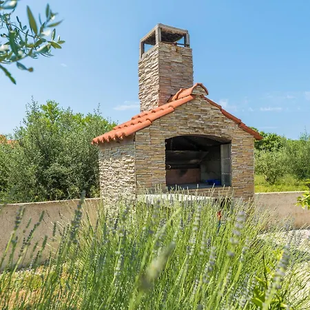 Villa House Ana